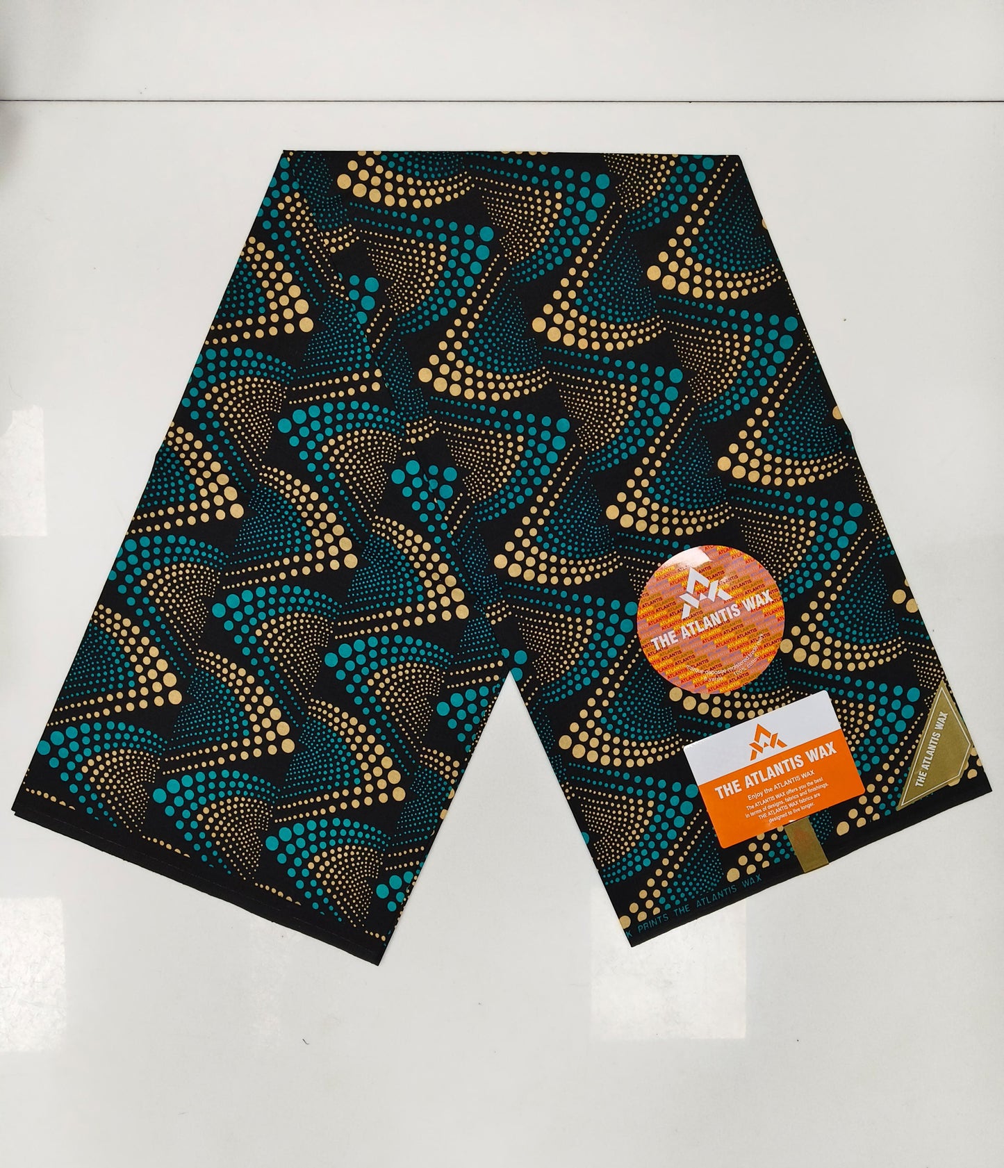 Large Square African Fabric Print Headwrap Headtie – 100 × 100 cm