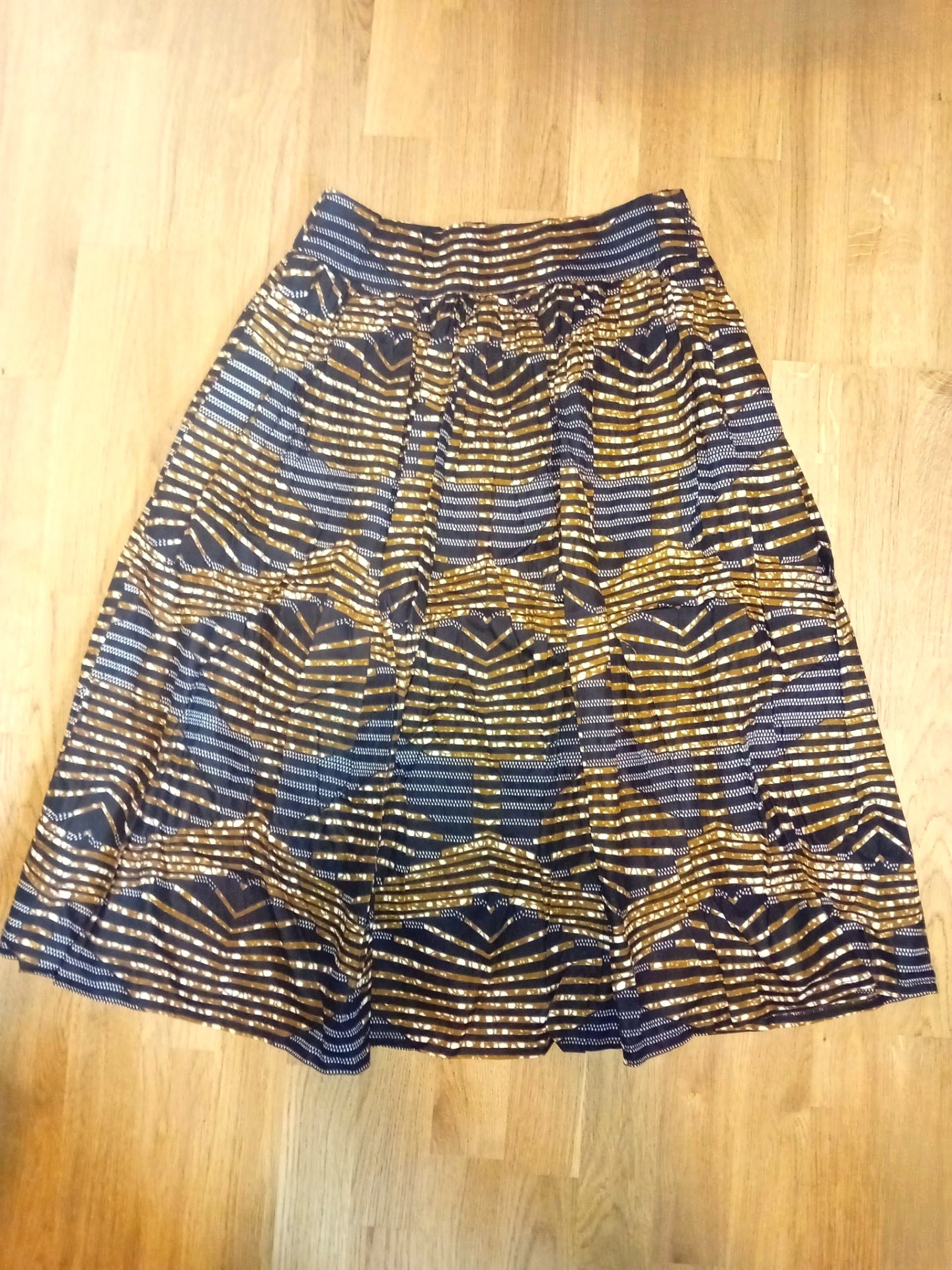 Luena ''Calm'' African Print Midi Skirt – Limited Edition